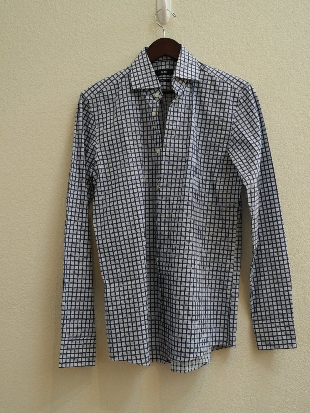 Hugo Boss Miles Sharp Fit Dress Shirt Men's 15 34/35 Navy Blue Check NWOT